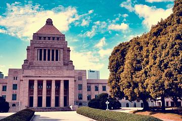 日本政府内阁会议通过打击加密货币洗钱的法律修正案